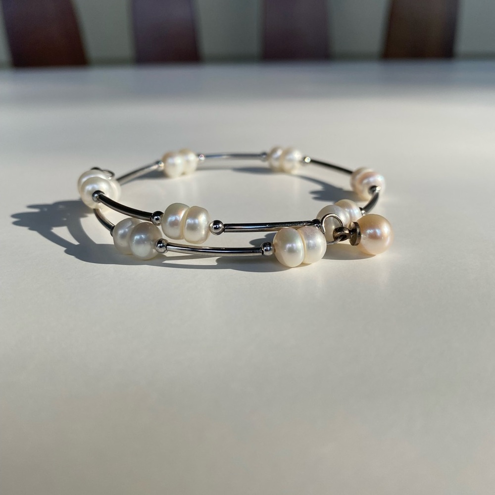 Vantel pearls wrap bracelet